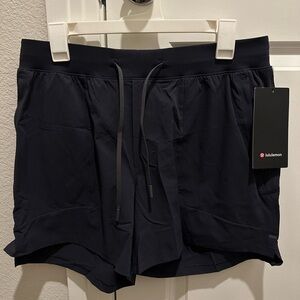 lululemon - Men’s License to Train Linerless Short 5” - Navy
